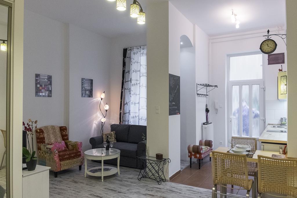 Standard Apartment By Hi5-Liszt Ferenc Square Budapest Eksteriør bilde